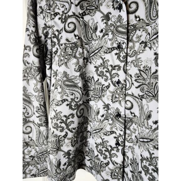 FOXCROFT Gray White Paisley Floral Wrinkle Free Cotton Active Retro Top SZ 6P - Picture 3 of 9